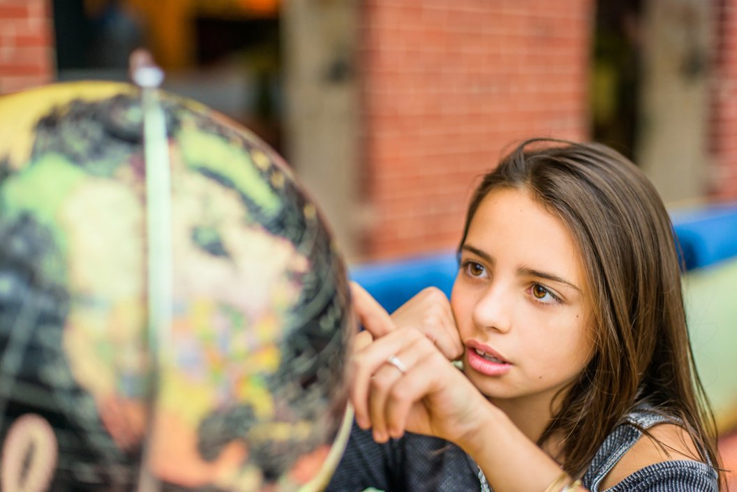 Innovar en educación es atreverse a cambiar metodologías, a desarrollar nuevas competencias y a crear lugares de colaboración y entendimiento donde ocurran el aprendizaje y el crecimiento. Te lo contamos en telefonicaeducaciondigital.com/web/guest/tend…? #Tendencias