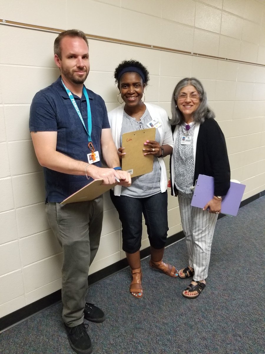 KaiserKISD's tweet photo. Linking walks round 3 with these amazing educators! #KaiserNeverStopImproving @DrJulie0689 we miss you but are the doing the work! #Promise2Purpose https://t.co/4cqsEkXKzH