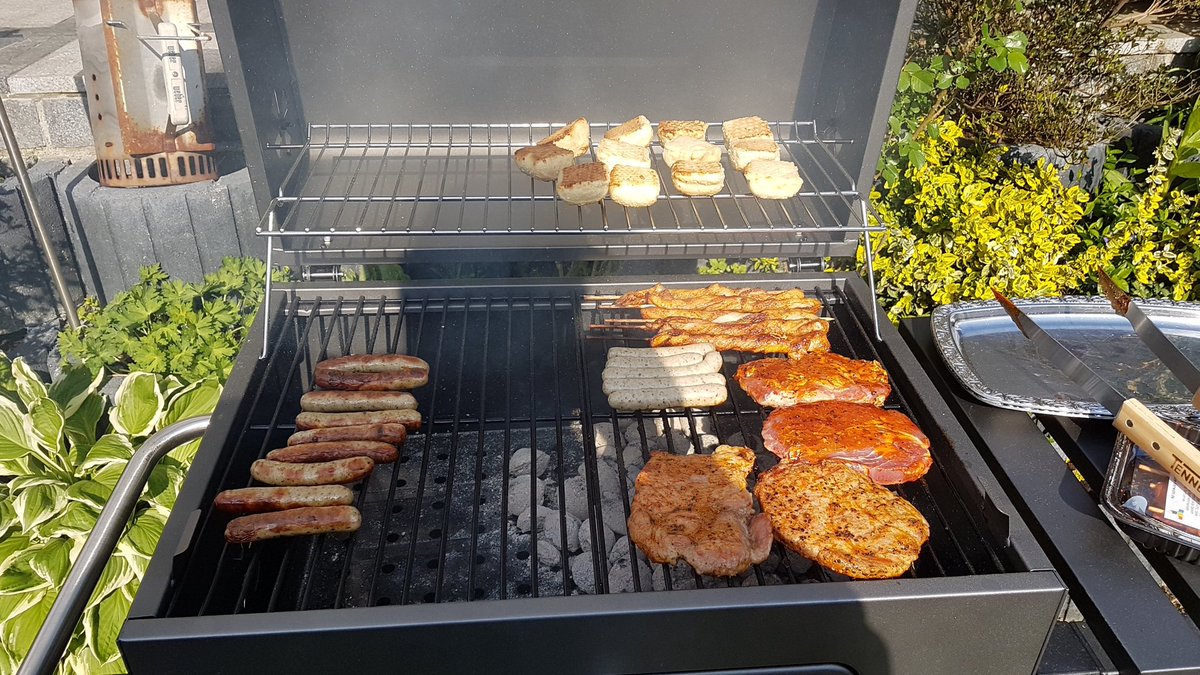 derDANSKI's tweet image. die Einweihung läuft #derdanski #VADM #BBQ