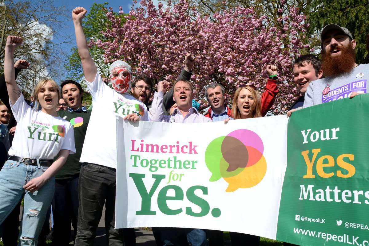 Together4yes's tweet photo. Blindboy Boatclub of the @rubberbandits joined @REPEAL_LK Limerick Together For Yes to show his support for Yes, and highlight why men's votes are so important #Men4Yes https://t.co/ghUZMXFBnP