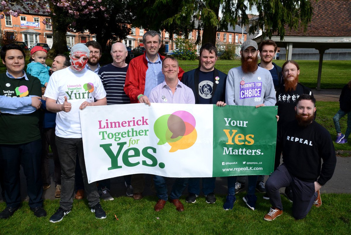 Together4yes's tweet photo. Blindboy Boatclub of the @rubberbandits joined @REPEAL_LK Limerick Together For Yes to show his support for Yes, and highlight why men's votes are so important #Men4Yes https://t.co/ghUZMXFBnP