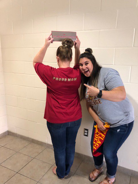 FlaglerCollege's tweet photo. We love it when the whole family gets in on the #FlaglerAccepted excitement! Congrats to Jacqueline Balzell, who's joining us in the fall from Columbia High School in Lake City, Florida. ๐๐ฆโค๏ธ https://t.co/2aOCtF226B