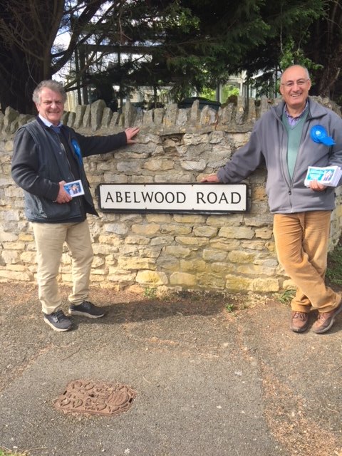 AlaaAlYousuf's tweet image. Out &amp;amp; about, meeting &amp;amp; greeting, delivering &amp;amp; discussing, winning hearts &amp;amp; minds.