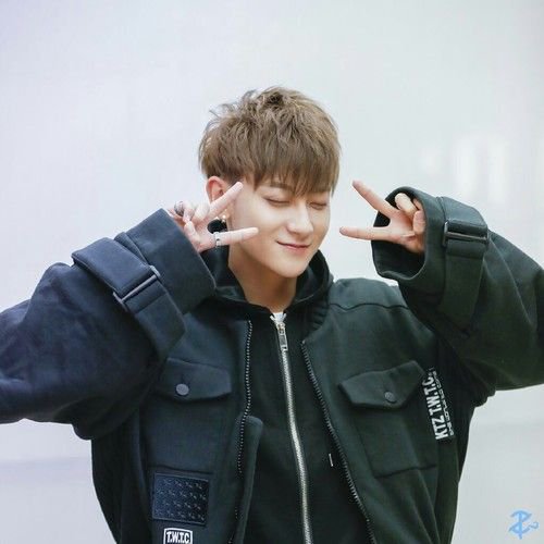HUANG ZITAO! HAPPY BIRTHDAY!     