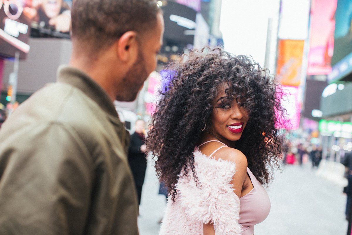 MADALIHair's tweet photo. Take it to a show. MADALIan @Crystal_NYC is looking gorgeous in the 16" MADALI Curl. Shop now at https://t.co/nfqnS9DPx7.  #MADALIHair #TBT #LuxuryHair https://t.co/TB78qxnH3w