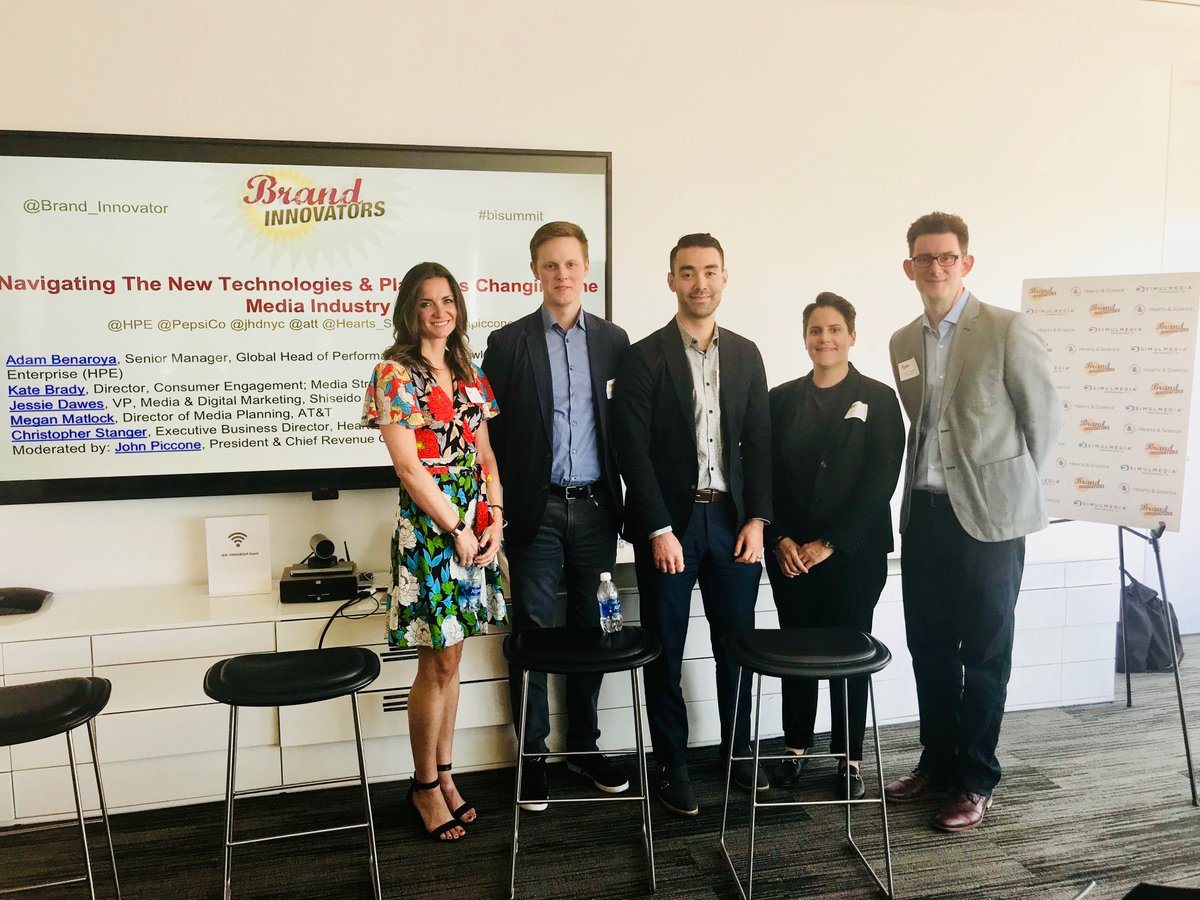 BrandInnovators's tweet photo. Live @ #BISummit: Exploring a new normal in the media landscape with these innovative panelists @HPE @PepsiCo @katebrady1007 @ShiseidoUSA @jhdnyc @Hearts_Science @Simulmedia @johnpiccone 👏🏻👏🏻👏🏻i https://t.co/m5q3lG2JbS