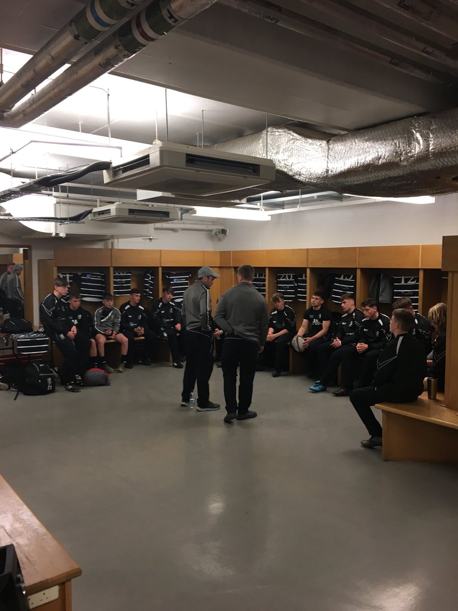 PontyPSRU's tweet photo. Last bit of prep before KO #DewarShieldFinal https://t.co/URigncWUW7