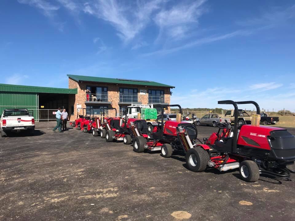baronessuk's tweet photo. A nice fleet arrived today @TurfbaySA ready to be delivered to their new homes on fantastic courses in South Africa. https://t.co/3k3Vfo1m4t