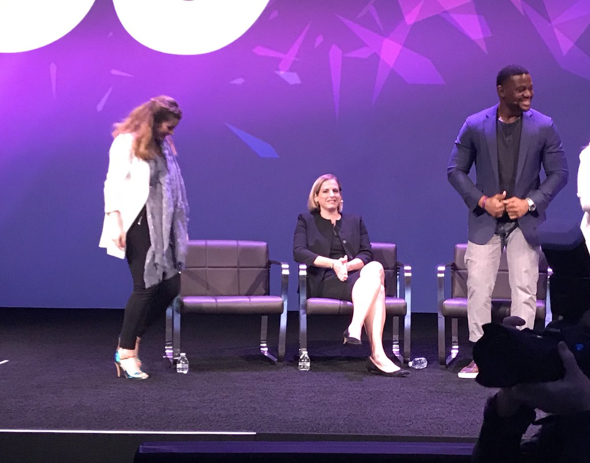 mattya56's tweet photo. The humble grace of @kewendel as the entire @marketo Marketing Nation gave her a standing ovation is my favorite moment in 8 years of Marketo Summits. #FearlessMarketer https://t.co/89KWtdIYFy
