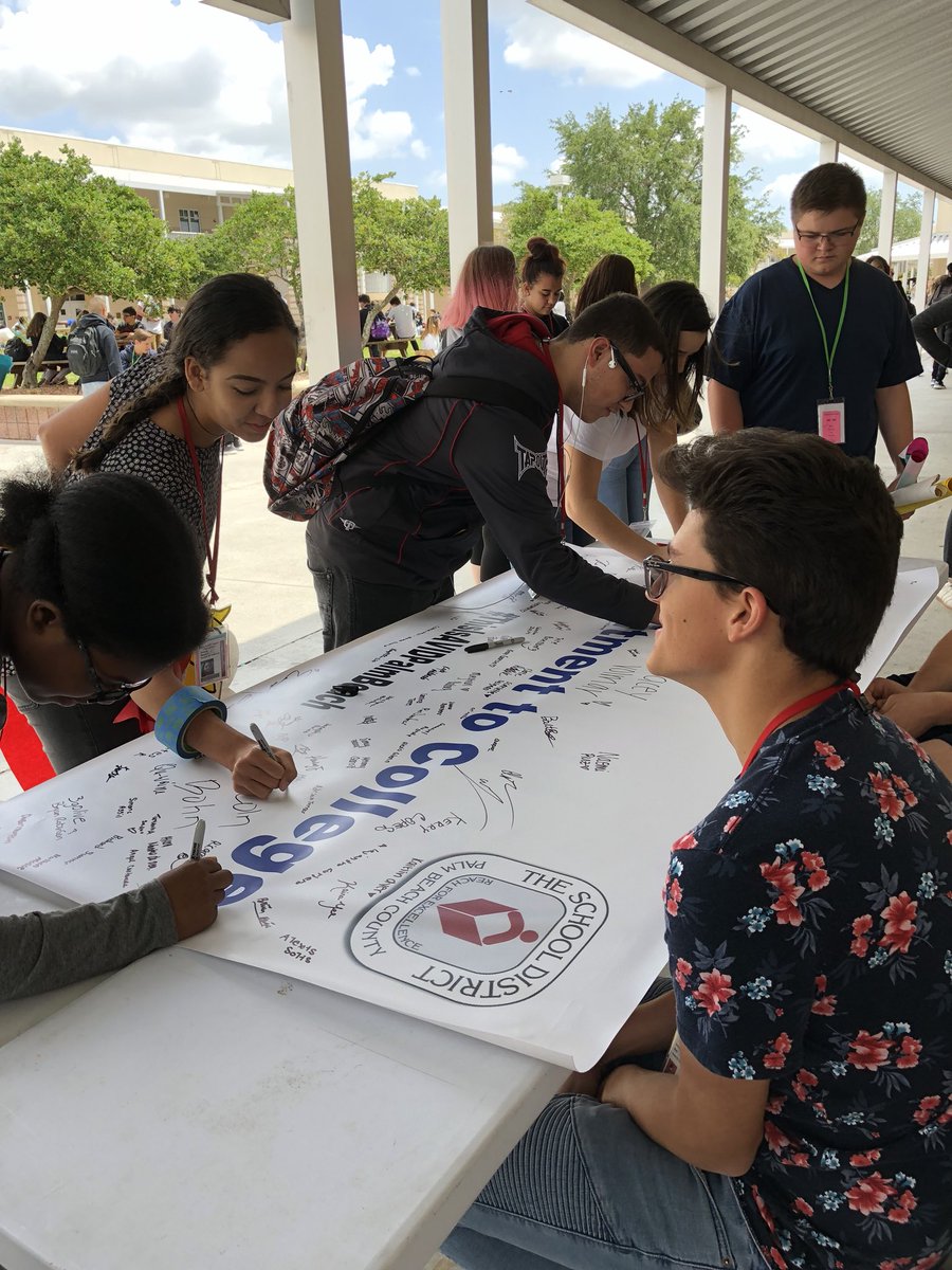 pbchsAVID's tweet image. Day 2 of #AvidAwarenessWeek and we are committing to college! Seniors are also signing our ACCEPTED poster! #ThisIsAVIDPalmBeach