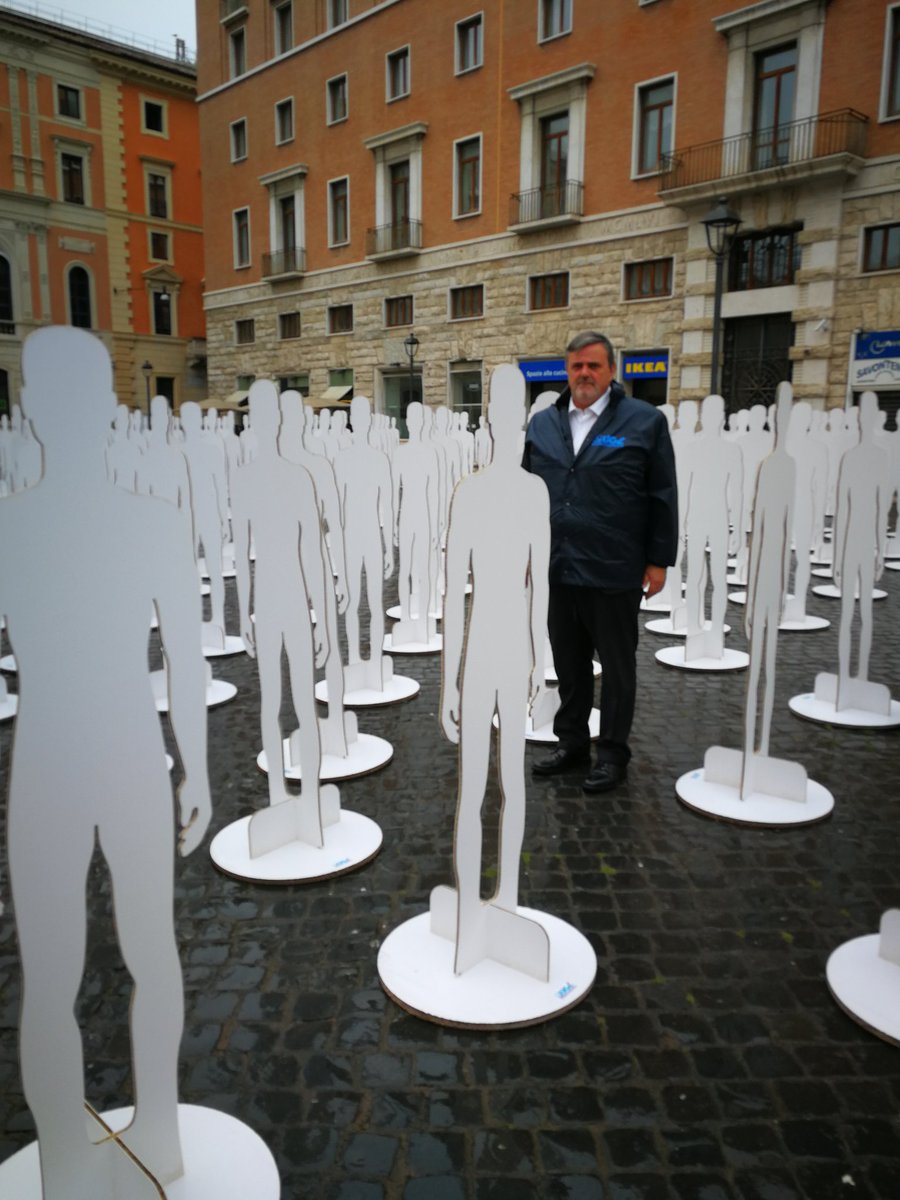 Autoferro_Ugl's tweet photo. #lavorarepervivere @fpcapone @VaIentina_Iori @UGLNazionale @FmMilloch https://t.co/qpAe7U3tqk