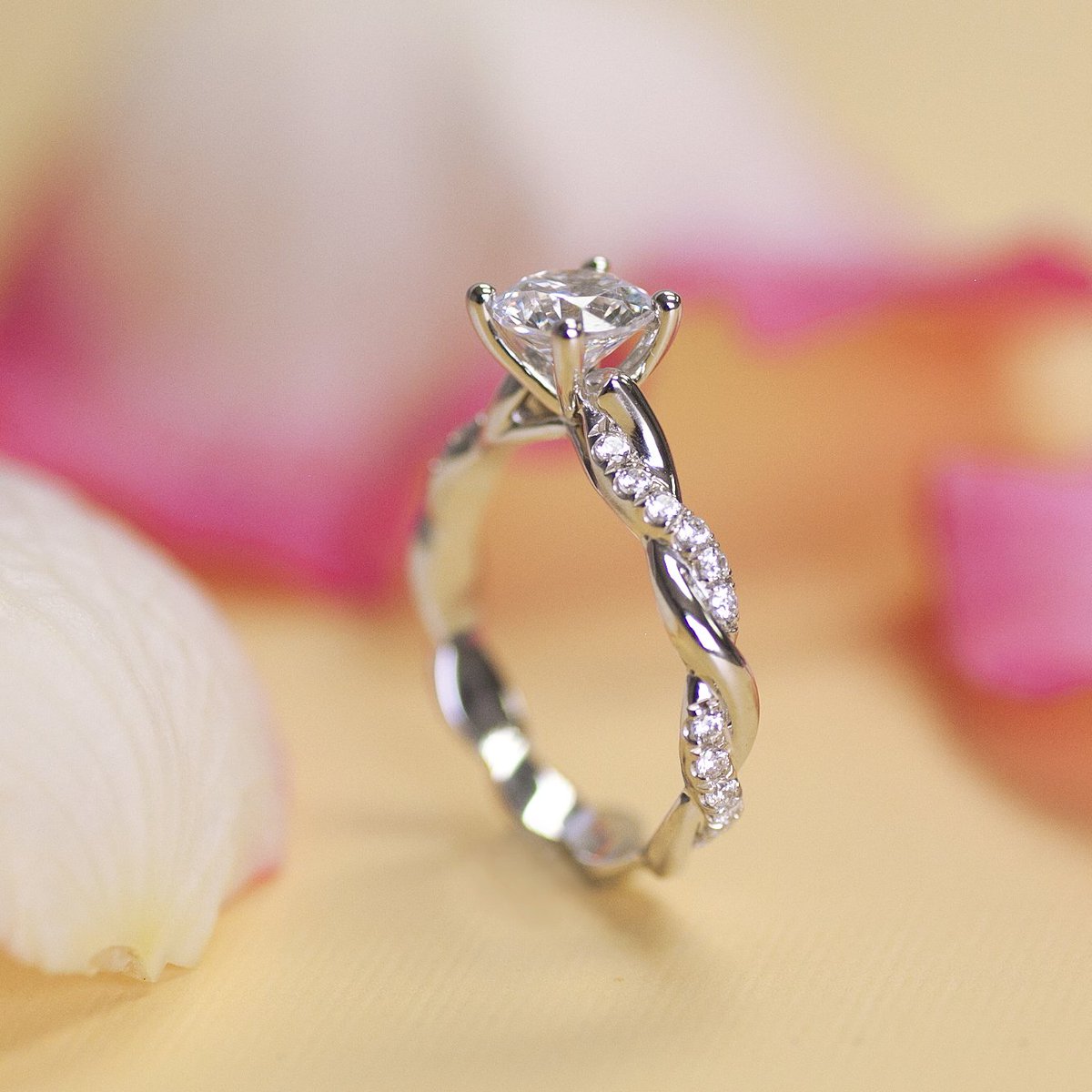 CoastDiamond's tweet photo. His hello was the end of her endings. Her laugh was their first step down the aisle.π #showyourcoast
#coastdiamond #proposal #heirloom #engagementring #weddinginspo #diamonds #jewelryaddicts #jewelrylover #bridalfashion #bridalinspo #bridetobe #tietheknot #jootd #love #sparkle https://t.co/FZ3UsShc5B