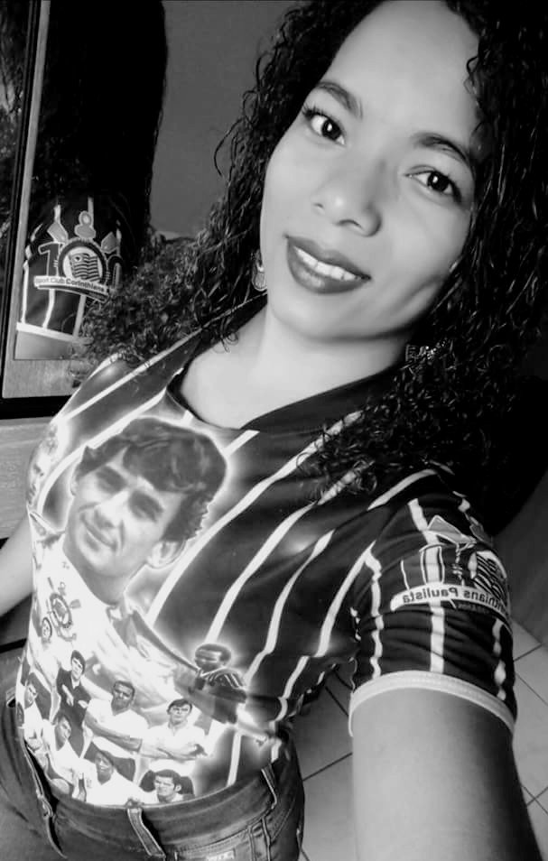 CostaElyz's tweet photo. Quanta saudades😞😢 

01/05/94 a data mais triste😢 

 24 anos sem nosso CAMPEÃO😢 

Nosso eterno corintiano😍🙌 
#AyrtonSenna https://t.co/sbAjUuwToo
