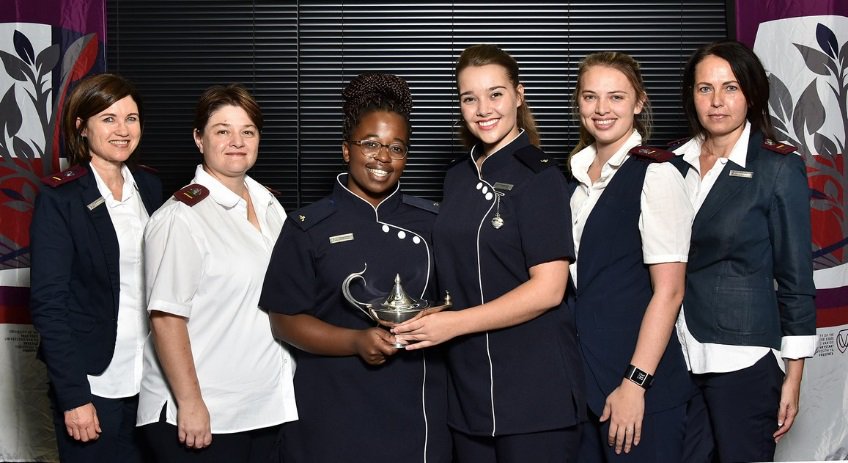 HealthSci_News's tweet photo. The Uniform ceremony of the first year BSocSci (Nursing) students was held on 19 April 2018 at the Albert Wessels Auditorium on the UFS campus. The nursing pledge was done by 101 students.
#UniformCeremony | #NursingStudents | #NursingPledge | #UFSHealth https://t.co/BJSCEbhKIl