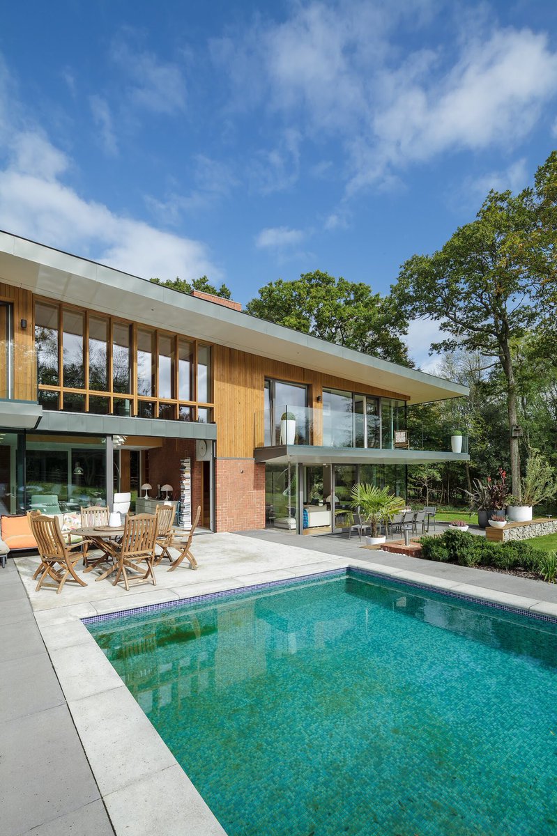 ecohausuk's tweet photo. Stunning photos of this #newbuild project in #Sussex where we supplied our @InternormUK #timbercomposite #windows and #doors https://t.co/l7F1N2uIBY
