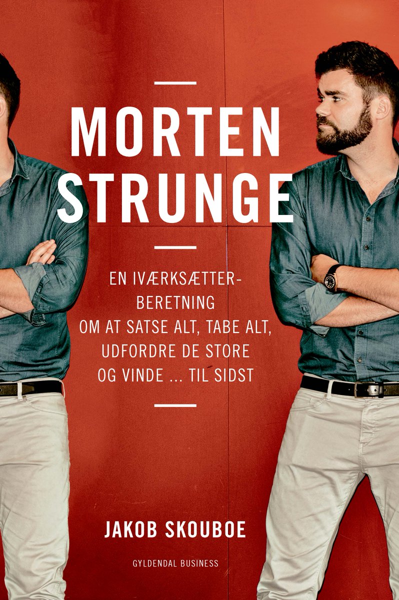 Gyldendal's tweet photo. Biografien om Morten Strunge er ude nu - læs om den her: https://t.co/jftcuijd4i #onfone #mobifo #plenti @MortenStrunge1 https://t.co/exkGjk0WuJ