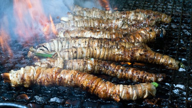 PalermoStFood's tweet photo. Lavoriamo per noi buon primo maggio #primomaggio2018 #FestadeiLavoratori #palermoStreetFood #Stigghiola #Classico https://t.co/OfAep8CmUM