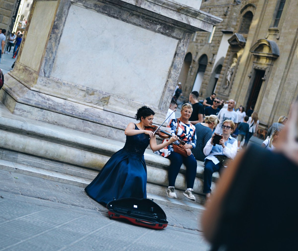 Colin87241868's tweet photo. Street photography in Firenze. https://t.co/3KmiYyberR