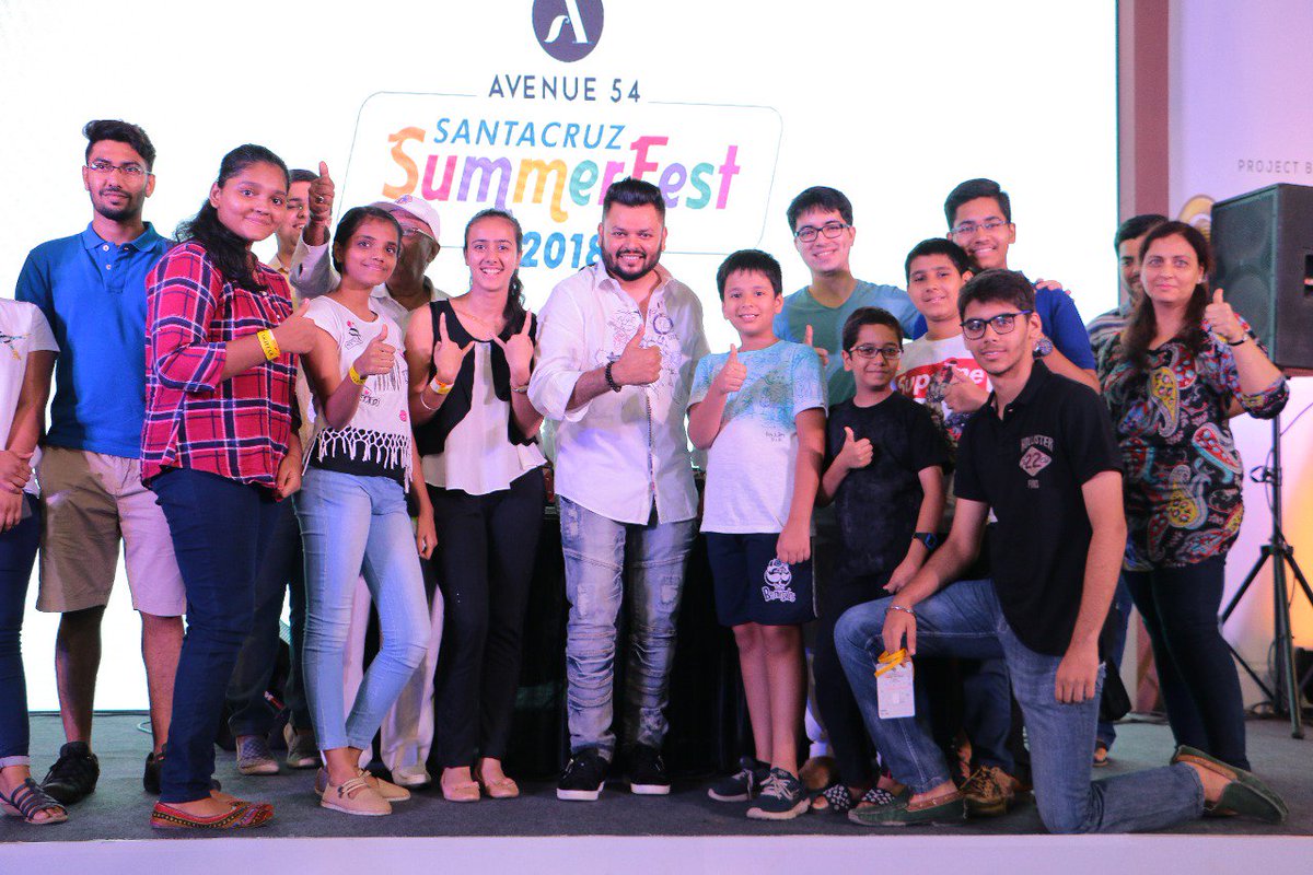 summerfest54's tweet image. #Avenue54 is learning the art of spinning turntables from the zealous DJ Akhtar. What a booming atmosphere! #SantacruzSummerfest #RadiusDevelopers #DJAkhtar
@djakhtar @radiusdeveloper