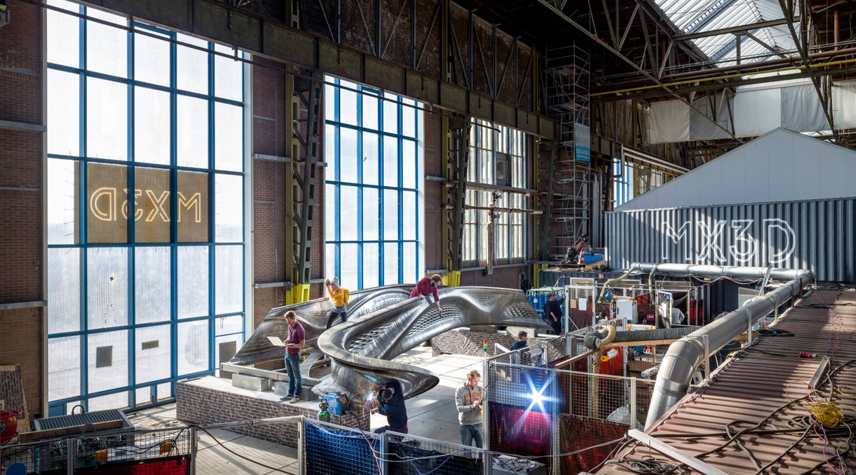 Always wanted to see the bridge and the printing process with your own eyes? The MX3D doors are open! 
 Walk-in ​every Friday from 12:00-16:00. Groups can book a tour. More info -&gt;​ ​mx3d.com/visit