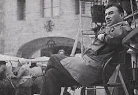   #LesCinéastesDuHangarRangée 1 :3- LOUIS DAQUIN30 mai 1908 - 2 oct 1980(France)- Nous Les Gosses (41)- Le Voyageur de La Toussaint (43)- Le Parfum de la Dame en Noir (49)- Bel Ami (55)- Les Chardons du Baragan (57)Cofondateur de la Coopérative Gale du Cinema Français