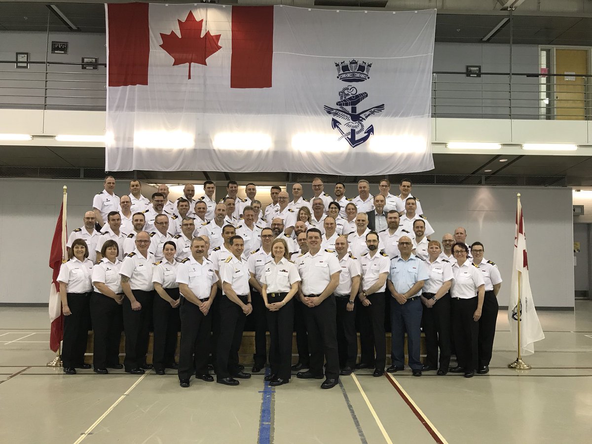 Comd_NAVRES's tweet photo. What a great weekend of networking, training and orientation!!! Merci aux équipes de commandement de l'Est et de l'Atlantique pour la fin de semaine enrichissante à Québec @RCN_MRC  @NAVRESNAV https://t.co/O9Sd5LNPD2