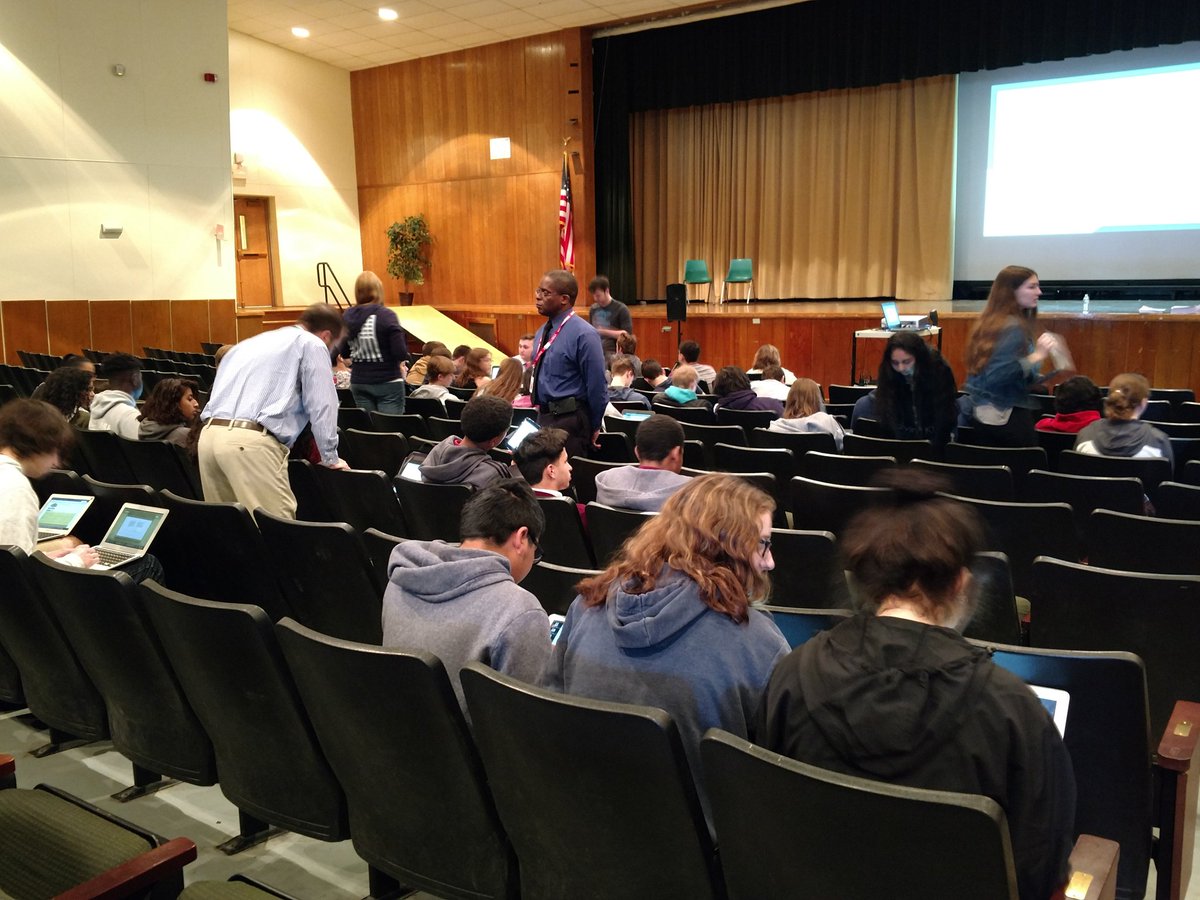 maybrusso's tweet image. Welcome students from @SHSSentinels @TollGatePride @CharihoRegional @T2STEM @EwgHigh @WesterlyEdCntr for the #ApCSPrinciples #Challenge #cs4Ri #CSforAll 👩‍💻 Thank you @SHSSentinels @KenHopkinsJr for hosting @tealsk12org #CSEd