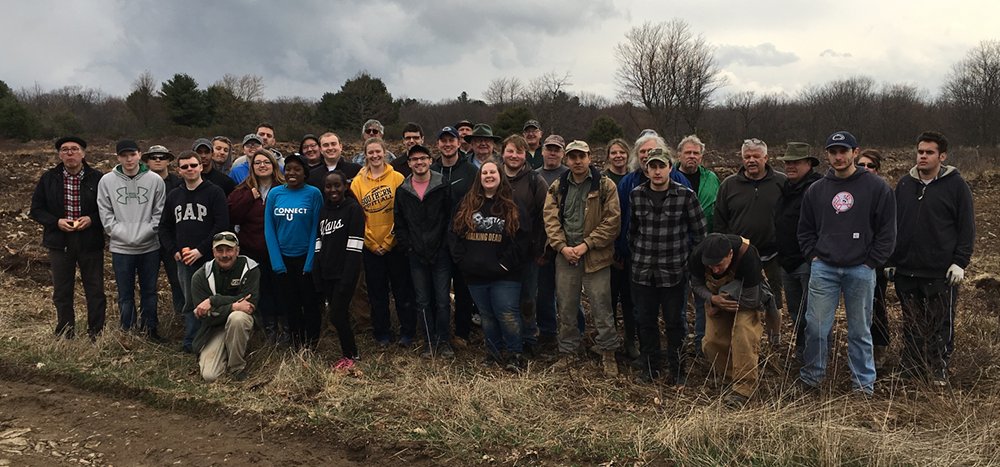 LockHavenUniv's tweet photo. LHU Students Plant 5,000 Trees in local Forest for Arbor Day

FULL STORY: https://t.co/AS2kB01NbB https://t.co/g9bKZJlV8m
