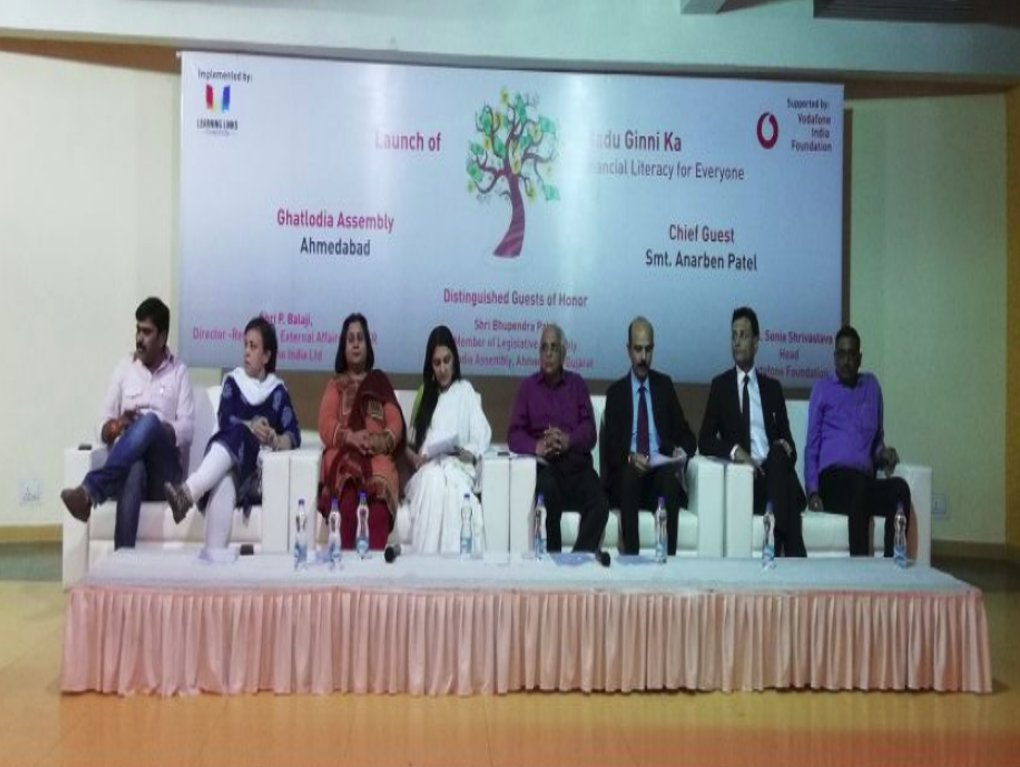Vodafone Idea Foundation (@vodafonein_fdtn) on Twitter photo <a href="/vodafoneIN_Fdtn/">Vodafone Idea Foundation</a> એ નાણાકીય રીતે સર્વસમાવેશક રાષ્ટ્રનું નિર્માણ કરવા #FinancialLiteracy કાર્યક્રમ #JaaduGinnika શરૂ કર્યો છે. તેમાં #FinancialInclusion નાં સરકારનાં વિઝનને સપોર્ટ કરવા વર્ષ 2020 સુધીમાં 1 કરોડ નાગરિકો સુધી પહોંચવાનો લક્ષ્યાંક છે #GujaratDay bit.ly/2rbhzAQ <a href="/vodafoneIN_Fdtn/">Vodafone Idea Foundation</a> એ નાણાકીય રીતે સર્વસમાવેશક રાષ્ટ્રનું નિર્માણ કરવા #FinancialLiteracy કાર્યક્રમ #JaaduGinnika શરૂ કર્યો છે. તેમાં #FinancialInclusion નાં સરકારનાં વિઝનને સપોર્ટ કરવા વર્ષ 2020 સુધીમાં 1 કરોડ નાગરિકો સુધી પહોંચવાનો લક્ષ્યાંક છે #GujaratDay bit.ly/2rbhzAQ