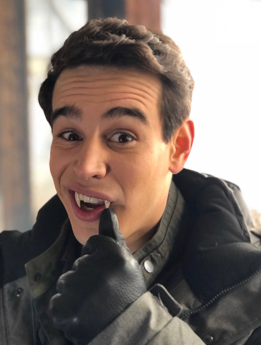 huddyrozanov's tweet photo. the best Simon Lewis ever, Iโm so proud we have you & thank you so much for ALL you do ! we know how tremendously hard you work and weโre so lucky to have you @arosende ๐#3YearsofAlbertoAsSimon https://t.co/rRIy8a0BcD