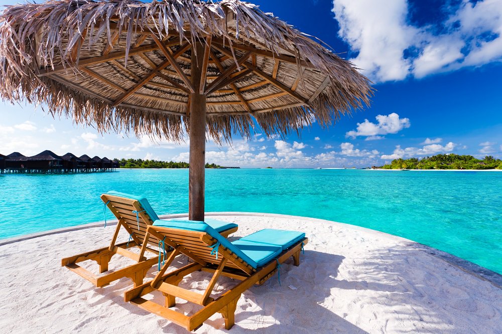 CruiseHolidayie's tweet photo. 12 night Miami &amp; Caribbean Fly/Cruise and Stay from only €2199pp.
Includes: flights from #Cork, 2 nights hotel and 10 nights onboard #CelebrityEquinox (Balcony Cabin) FREE DRINKS PLUS $300 OBC
Based on 2 Adults, Travel 3rd October 2018, Ref: 625662.
#CORKOFFER #ttot https://t.co/Xw6PyfFHth