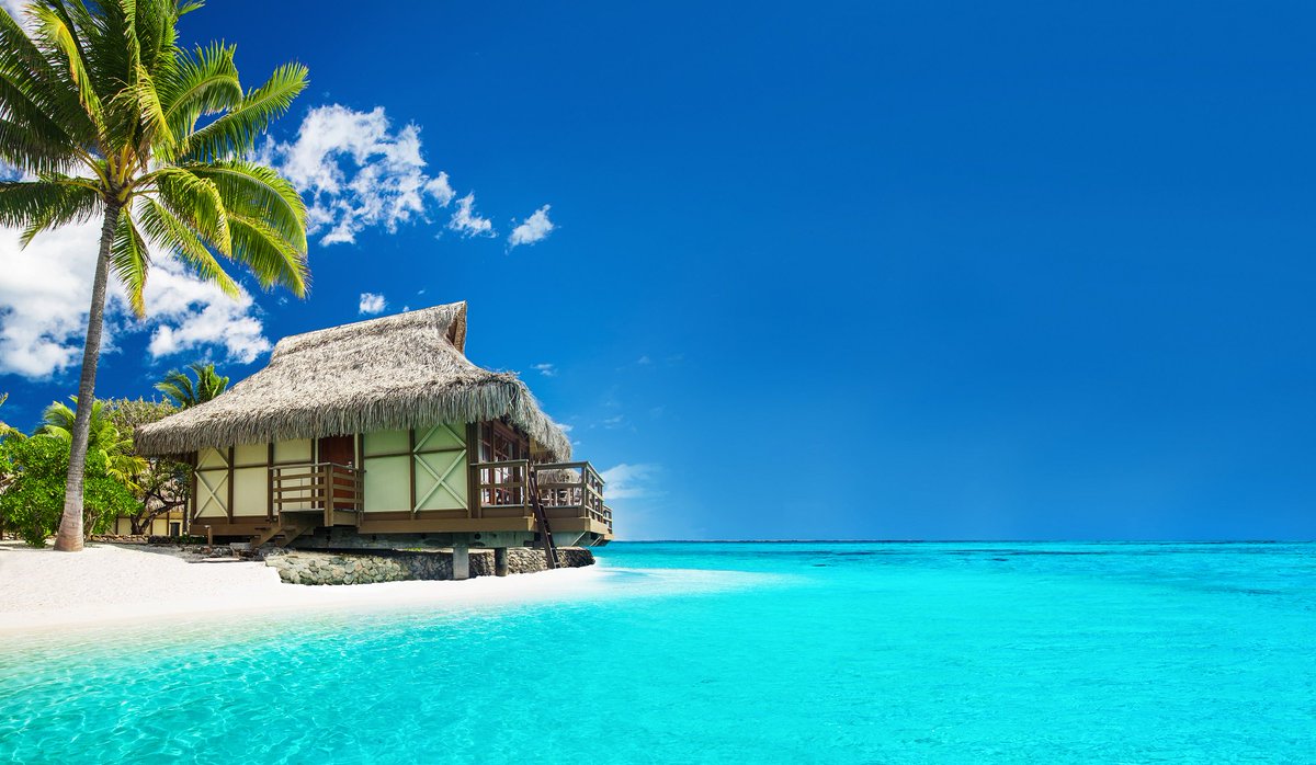 CruiseHolidayie's tweet photo. 12 night Miami &amp; Caribbean Fly/Cruise and Stay from only €2199pp.
Includes: flights from #Cork, 2 nights hotel and 10 nights onboard #CelebrityEquinox (Balcony Cabin) FREE DRINKS PLUS $300 OBC
Based on 2 Adults, Travel 3rd October 2018, Ref: 625662.
#CORKOFFER #ttot https://t.co/Xw6PyfFHth