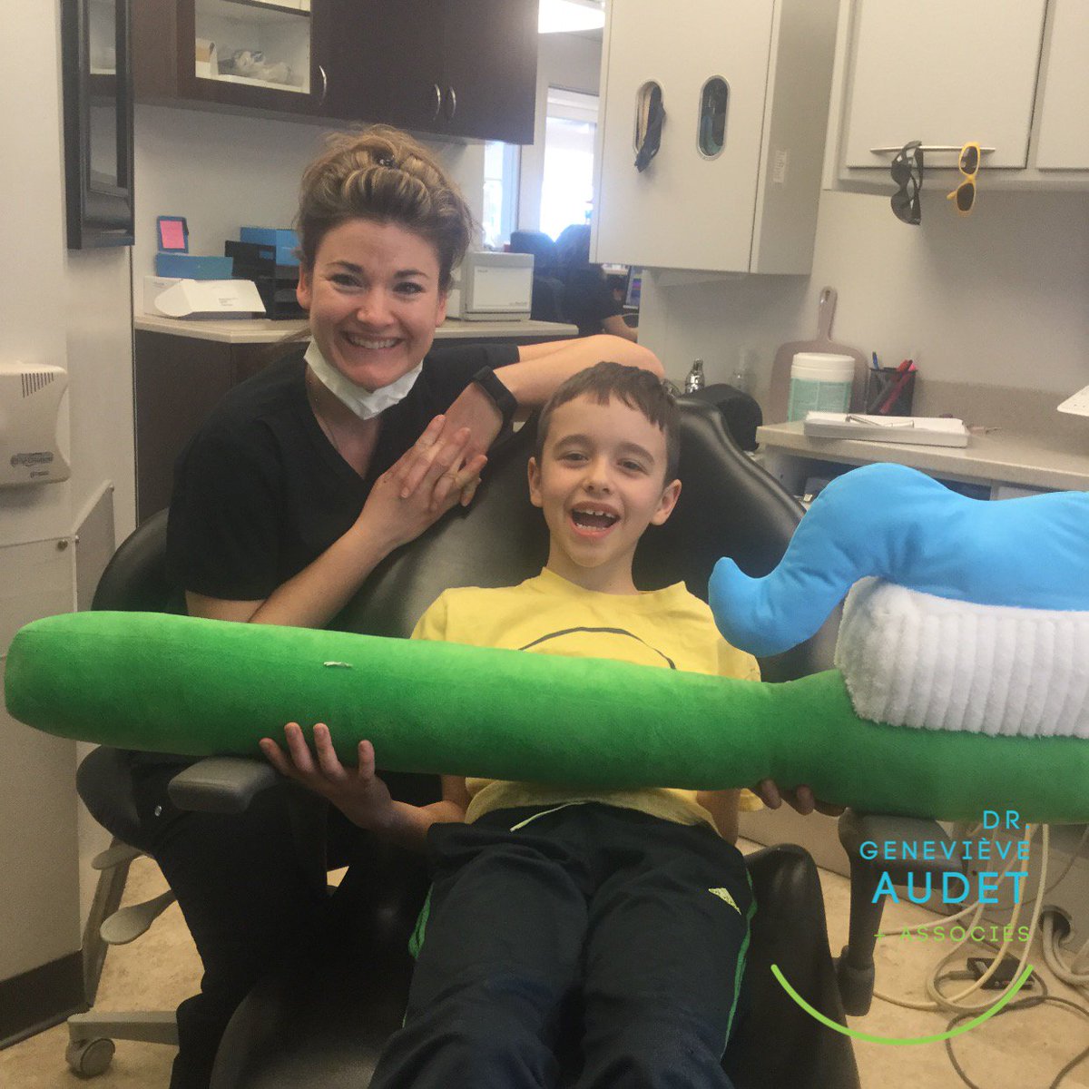 AudetDr's tweet photo. Great visit from Jacob this morning! A brushing pro! #draudet https://t.co/p8pszqsapC