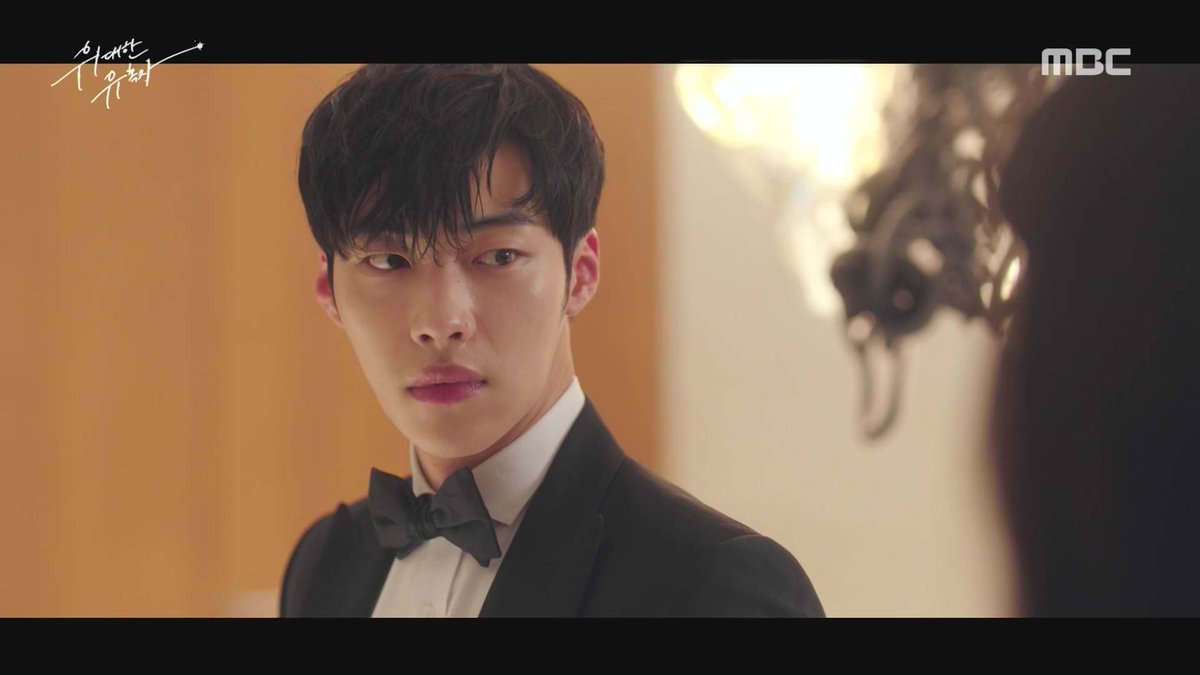etherealkdrama's tweet photo. EVERYONE, MEET THE GREAT SEDUCER https://t.co/EEOSaSHyT4