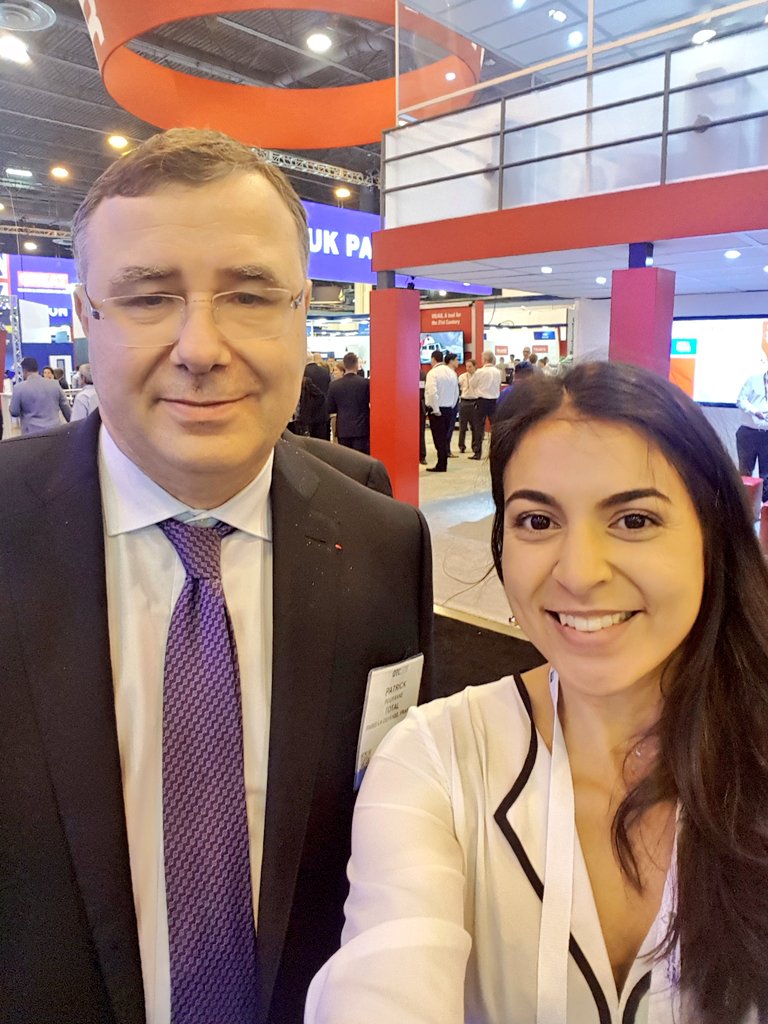 SpotElo's tweet photo. 🚀When creating @SpotLightOG  with @SpotHabib I could not imagine all the inspiring people that I was about to meet!
I had the opportunity to exchange with @PPouyanne
Looks like we share a common ambition
➡Let's move forward along the path of a responsible energy transition🌍😀 https://t.co/ypsScOC59x
