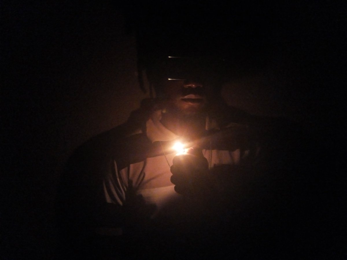 lemuelknight's tweet photo. I challenge you to #LightUp
#LightUpChallenge #AllenPo
Light up your world like @BOCMadaki
#HighNoon #Anatare https://t.co/3x9dk20TRB