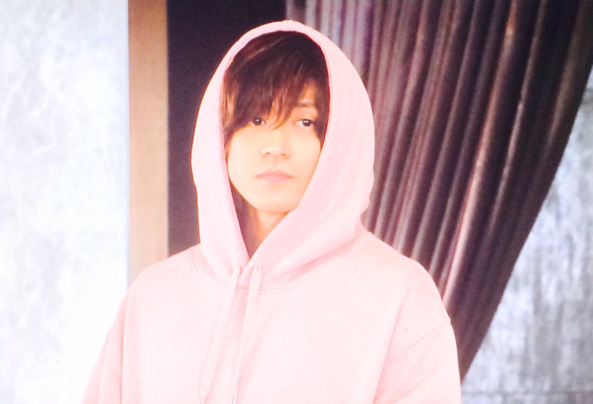 ア スラン ラブツイありがとうございます 横顔も少しはにかんだのもいい 花のち晴れ 花沢類 小栗旬