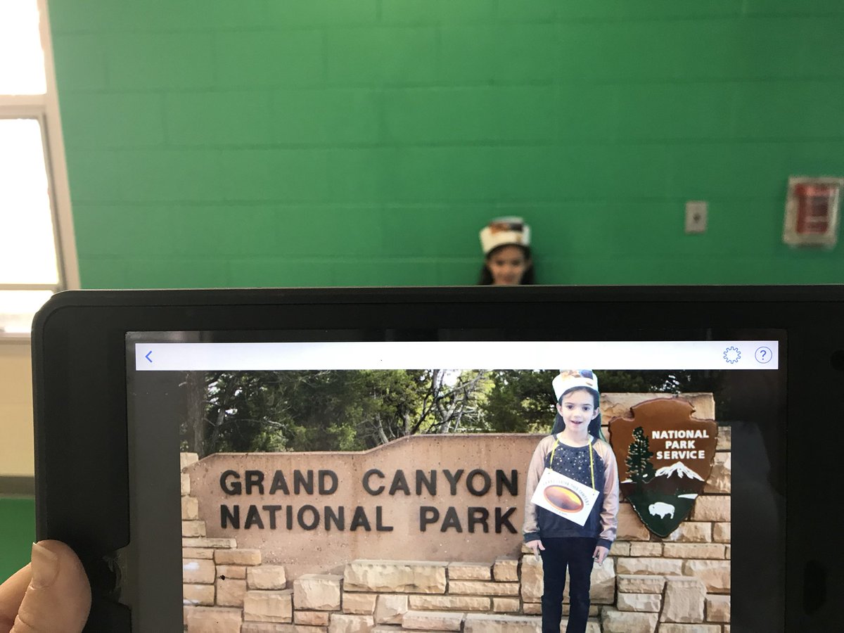 Nodell_library's tweet image. Grand Canyon tour guides hard at work this morning making their video welcoming visitors to their National Park. Exciting things are happening in the @Hampton_Street library this morning! @DoInkTweets @StjamesLinda #researchisfun