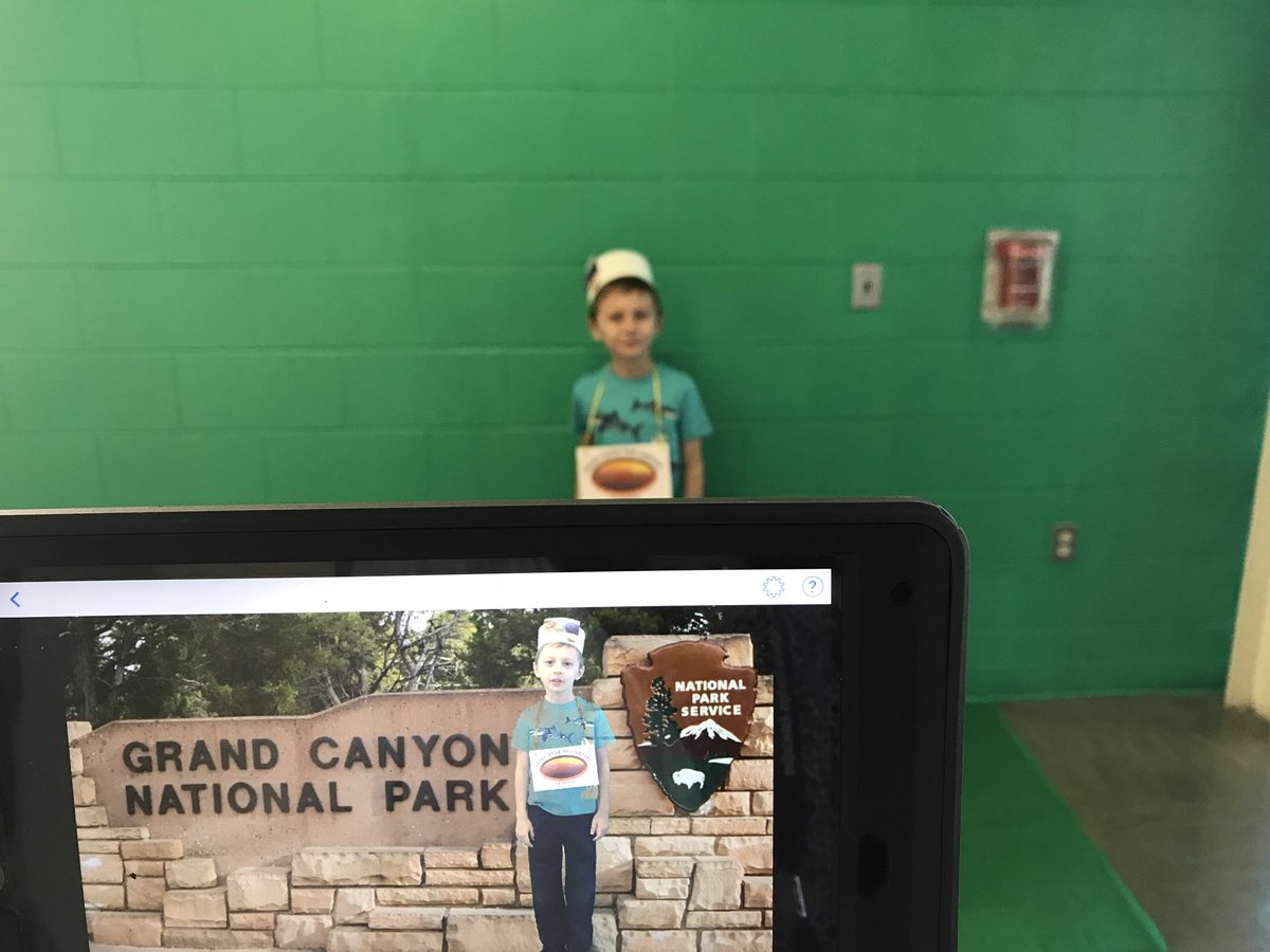 Nodell_library's tweet image. Grand Canyon tour guides hard at work this morning making their video welcoming visitors to their National Park. Exciting things are happening in the @Hampton_Street library this morning! @DoInkTweets @StjamesLinda #researchisfun