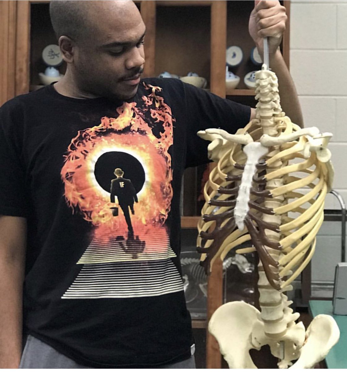 CUR_VUU's tweet photo. Panther Spotlight Alert: Congrats to Timothy Brantley on his acceptance to the Michigan State Summer Research Opportunities Program! Tim will be examining the activities of pathogens &amp; mechanisms upon how they infect their hosts.  When you see Tim tell him congrats! #VUU #VUUCUR https://t.co/bWatSeceXL