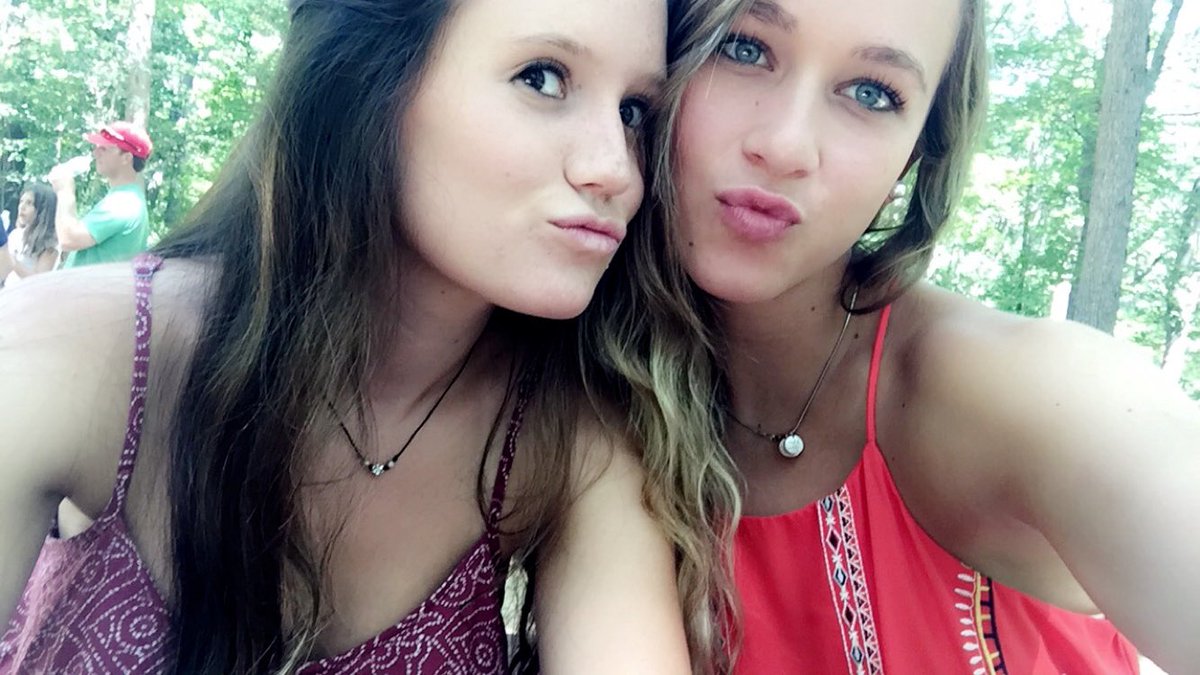 genaspeights's tweet photo. Happy birthday Ri🎈 hope you have an amazing day! Miss and love ya!  @RileyRoeder https://t.co/25EE6WTSox
