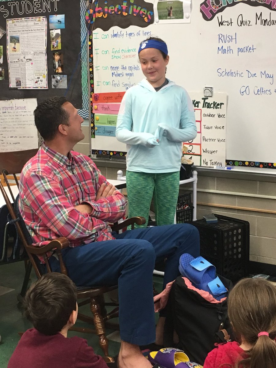 MsDiPesa's tweet photo. Thank you @ISlideUSA @ShootingTouch for coming and telling us all about what it’s like to start a business. I have a feeling we have some future business owners in the making! #medfieldps #beproudbedale #standinwhatyoustandfor #dreambig #islides https://t.co/I7yPYt5qiL