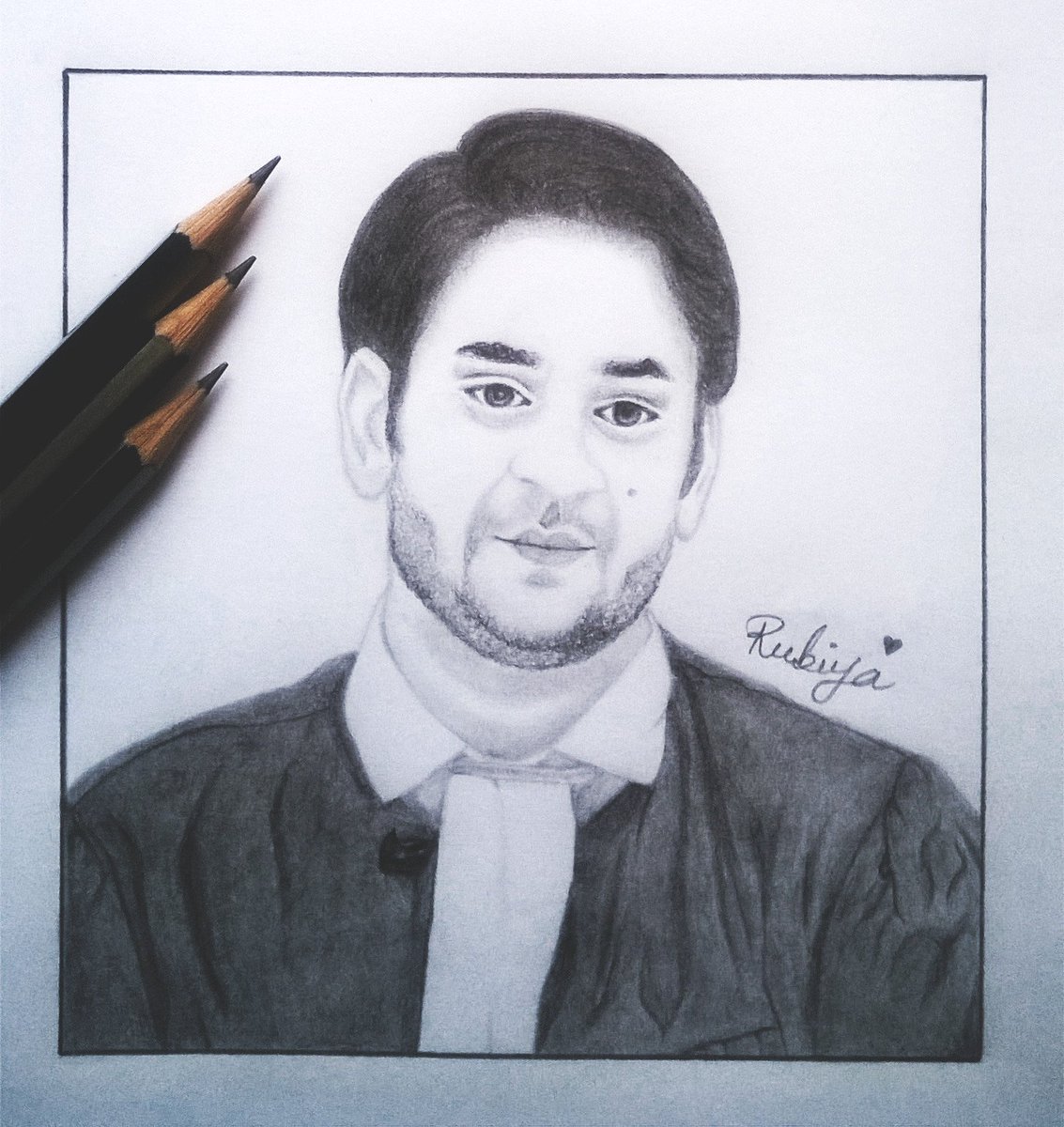 ruburubiya's tweet photo. #BBCourt
When the question comes the honor of a woman there is nothing more important for him.
That day he fought for Right, he fought for the respect of a woman.
That day My respect for you increase millions time @lostboy54🙏🏻🙇🏻♀️❤️
#VikasKaBirthday #NovemberThrowback https://t.co/YkofqXq3RN