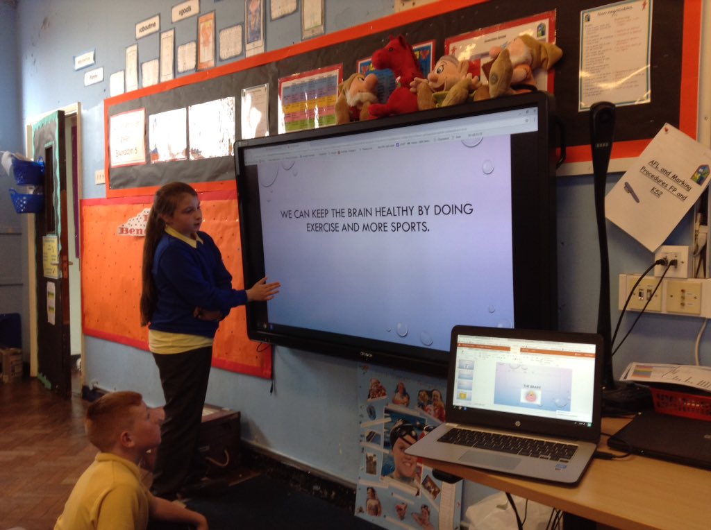portmeadp's tweet photo. Working hard in year 5 presenting their Power Point presentations about body organs #pmdpy5 #pmdpsci https://t.co/AyGK28kQYq