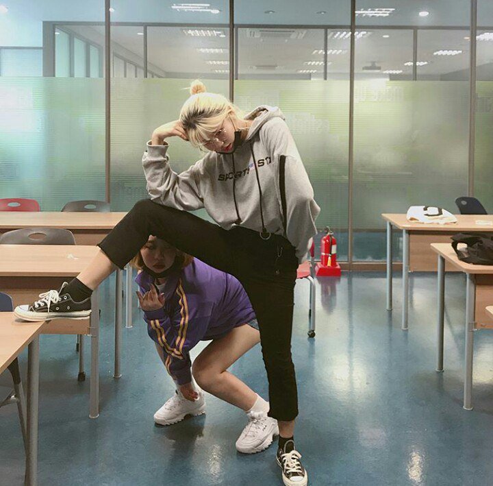 Princesstaehung's tweet photo. Когда там уже камбек BTS ?
 Мне уже не терпится 
Жизнь меня слишком помотала 
Где моё успокоительное ? https://t.co/CFlDPDIorl