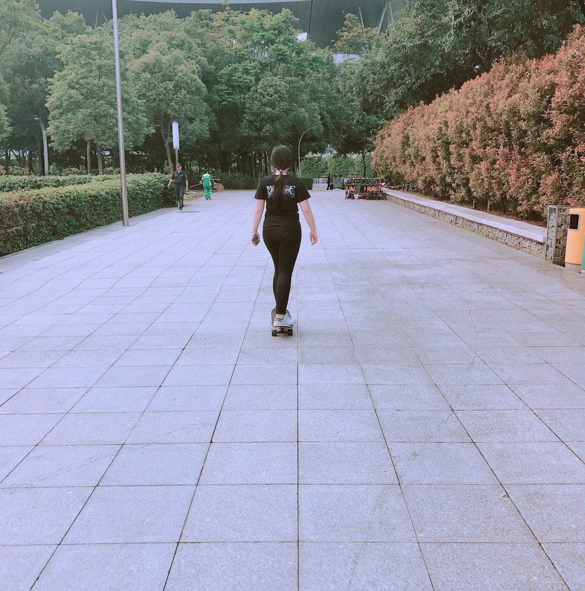 AraceAce's tweet photo. 就是脚腕有点疼😅 https://t.co/VKyzIev1hG