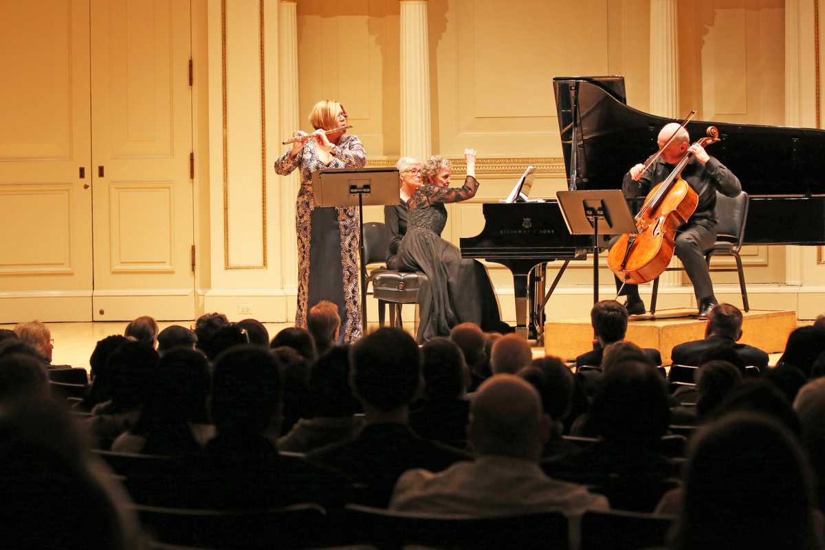 InterHarmony's tweet photo. We look forward to seeing our New York friends for the 2018-2019 InterHarmony Concert Series season at Carnegie Hall! In the meantime, next up is our series in ITALY! @MishaQuintcello https://t.co/kn5tVY3JOv