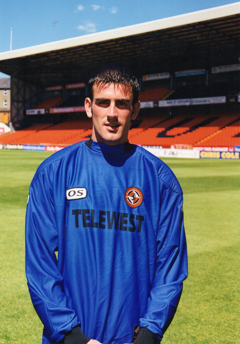 ArabArchiveDUFC's tweet photo. #ArabArchive Player Profile - Paul Gallacher
Apps 138 Clean Sheets 34
https://t.co/5xUIEEy4yN https://t.co/Nn5m9ymvWA