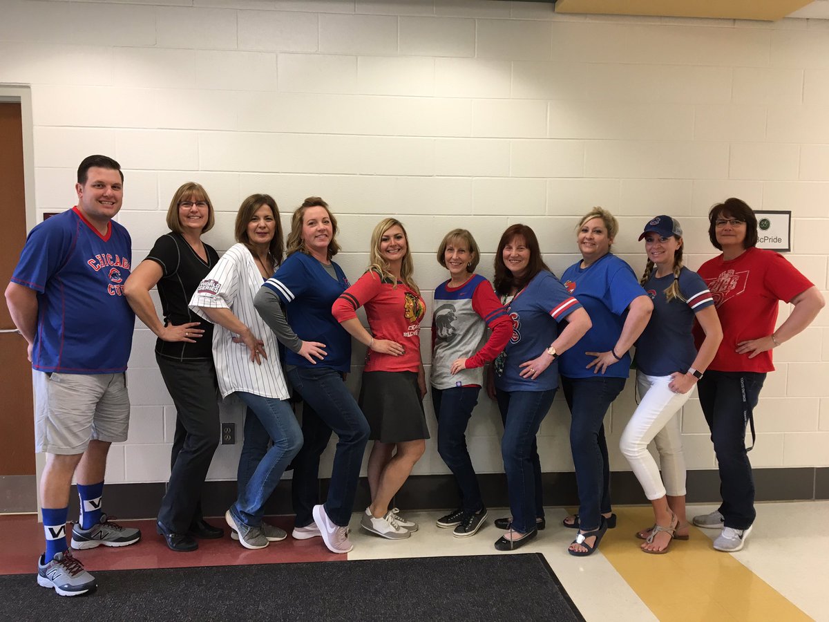 Schilling33C's tweet photo. May has begun! Cubs/Sox/ Chicago sports team day for Schilling staff today! What a great way to start May! @Homer33c #ljspride #33CPride https://t.co/zLsDeibw7o