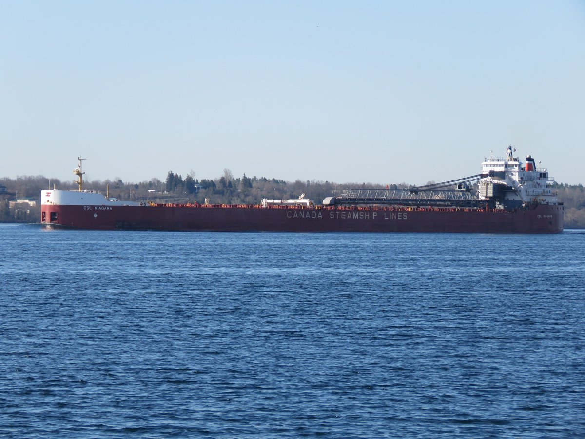 PrescottAnchor's tweet photo. 1 May 2018 down the #StLawrenceSeaway at Prescott ON 08h16 CSL Niagara, SDBC flagged Canada for Quebec City QC #CSLNiagara @CSLships https://t.co/C0ZRNA0EIT